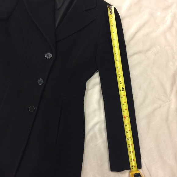 Black Collared V neck wool coat - size 40 - Picture 5 of 8